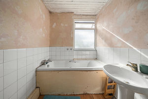 Photo 9- click for photo gallery